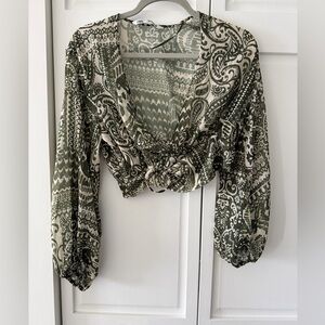 Zara Cropped Blouse Green Paisley Print Long Sleeve Tie Front Size S Boho